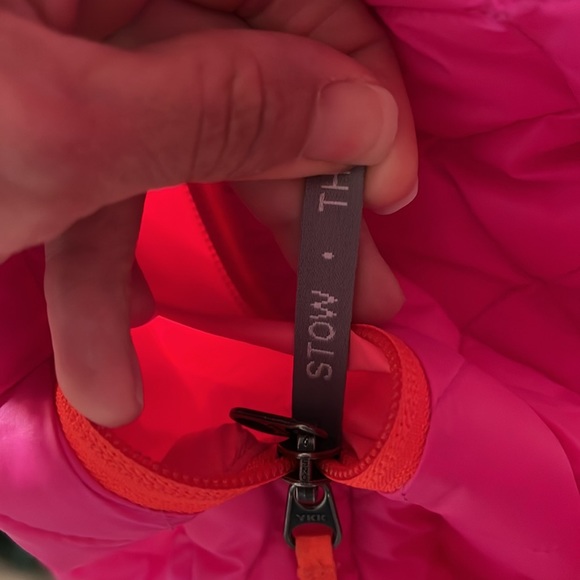 The North Face Hot Pink Quilted Jacket - Picture 12 of 16